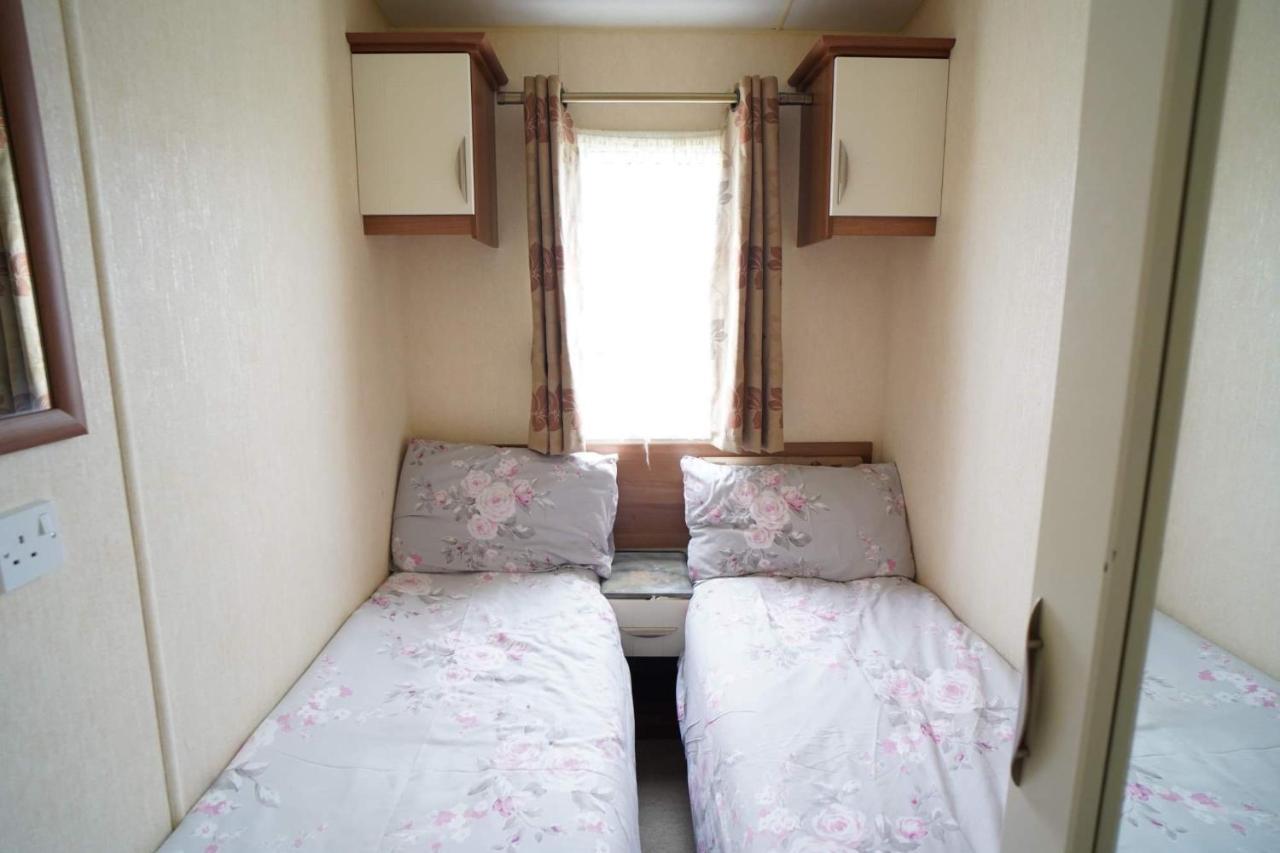 Villa Manor Park Hunstanton Pets Go Free Linen Included Esterno foto